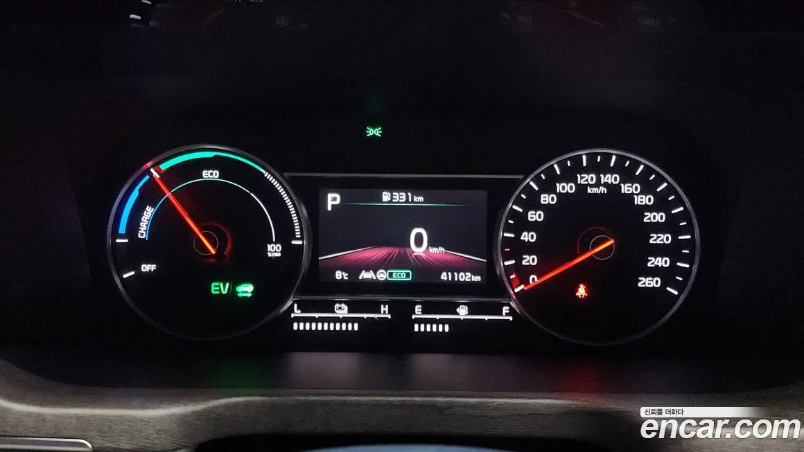Kia Sorento — фото 8