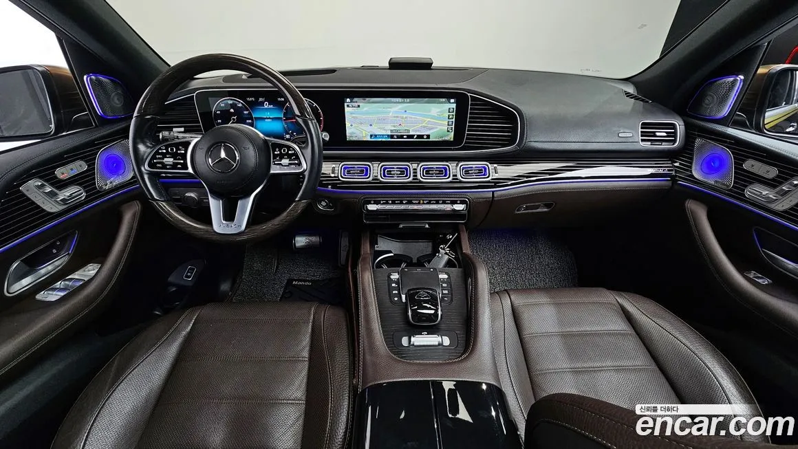 Mercedes-Benz GLS-Class — фото 7