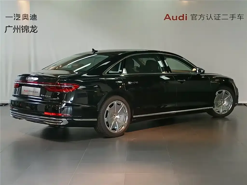 Audi A8 — фото 4