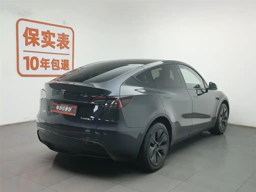 Tesla Model Y 2024 из CN, фото 2