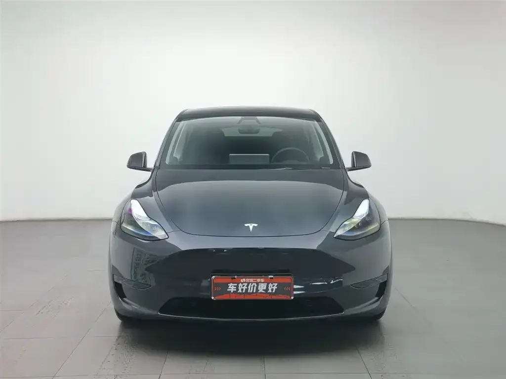 Tesla Model Y 2024 из CN, фото 3