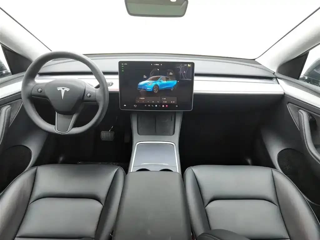Tesla Model Y 2024 из CN, фото 5
