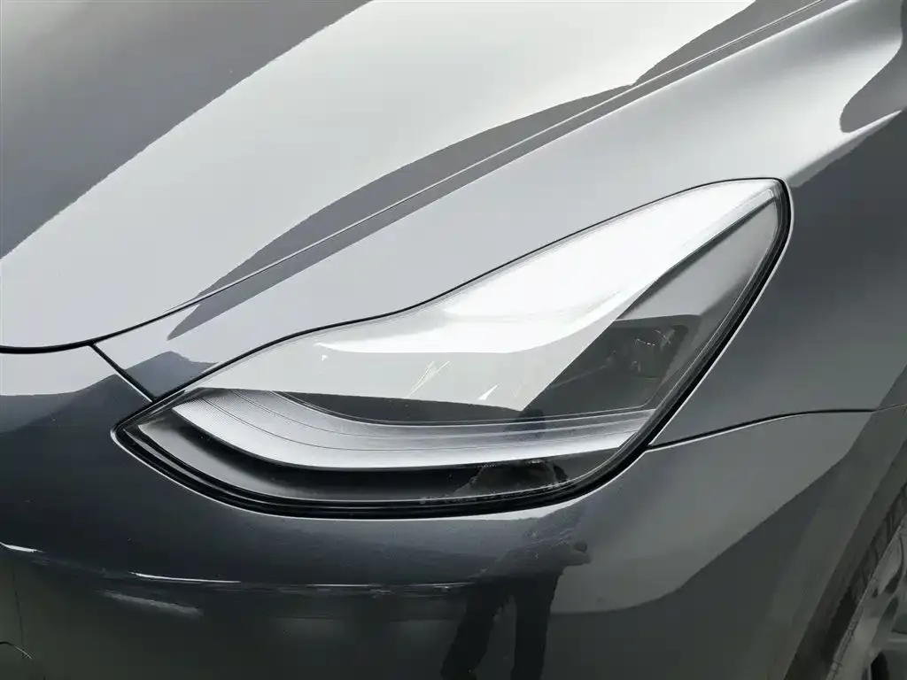 Tesla Model Y 2024 из CN, фото 7