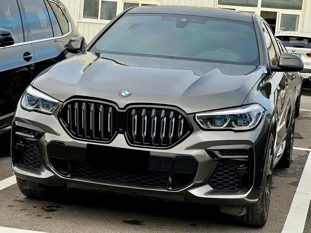 BMW X6 — фото 1