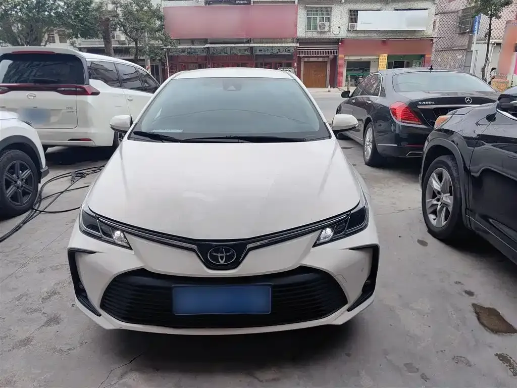 Toyota Corolla 2021 из CN, фото 3
