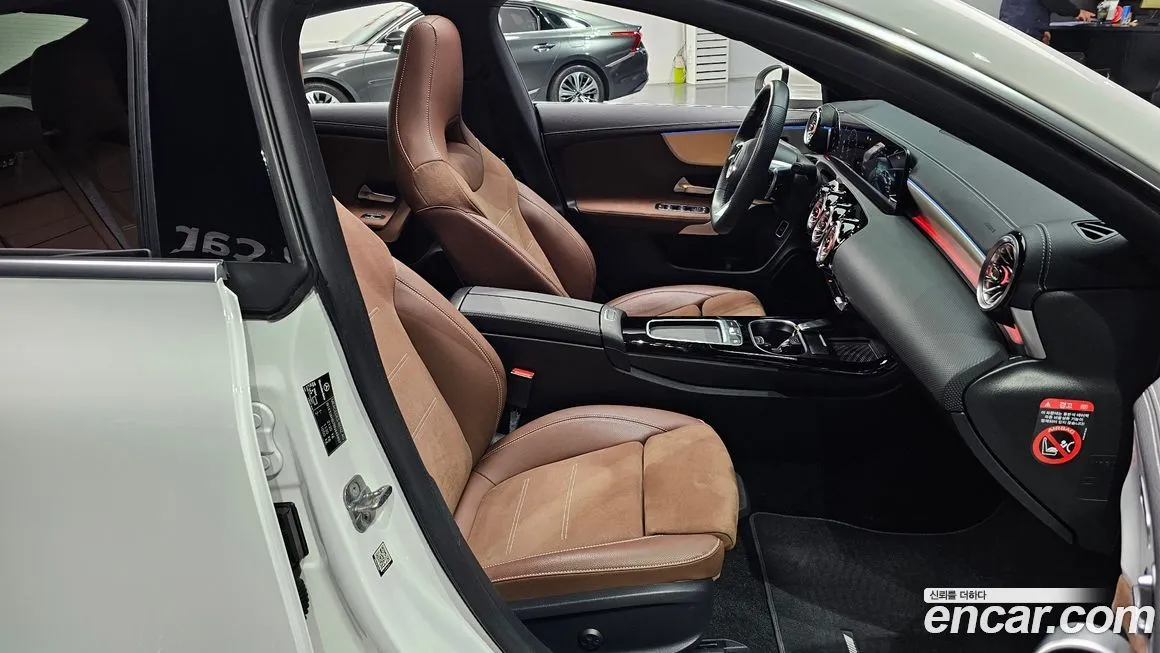 Mercedes-Benz CLA-Class — фото 10