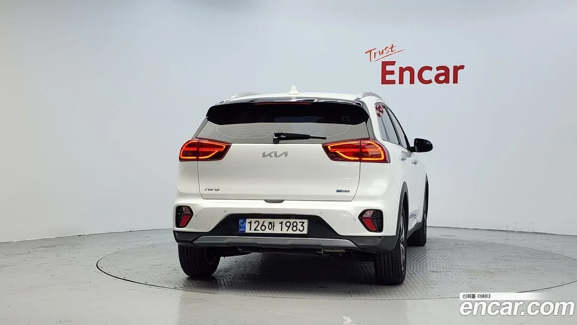 Kia Niro — фото 4