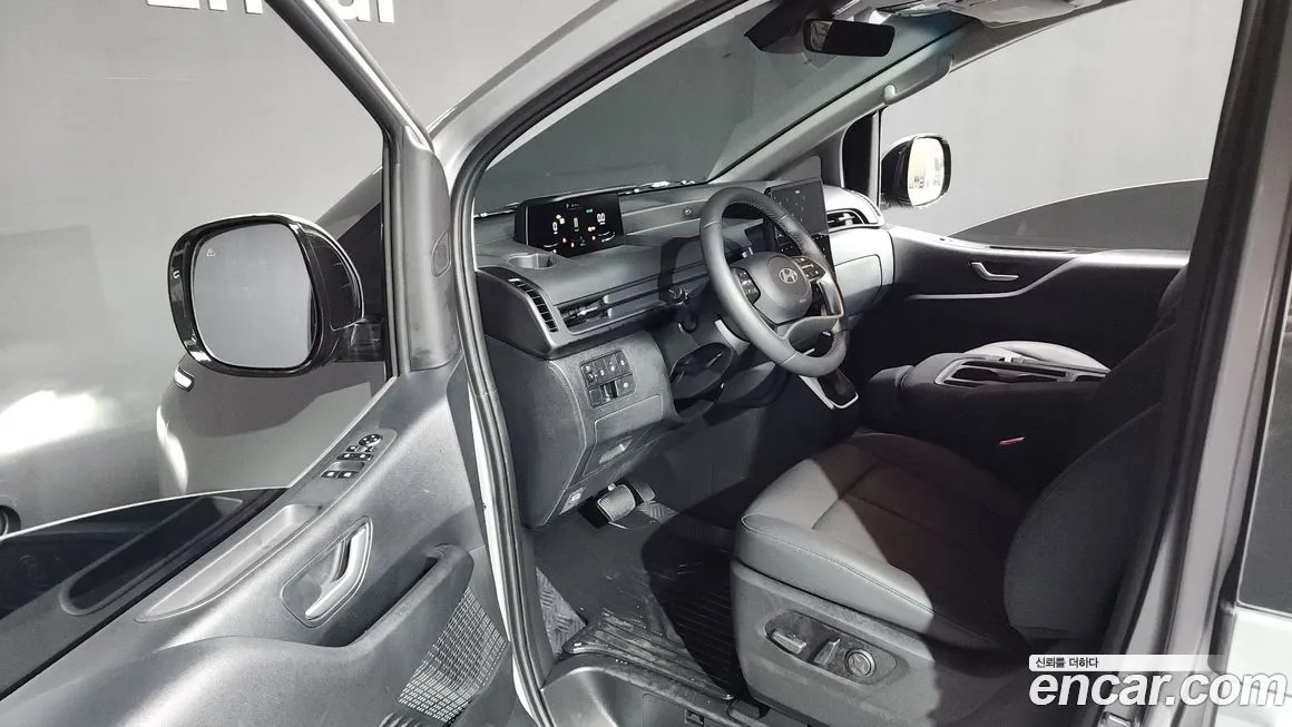 Hyundai Staria 2025 из KR, фото 10