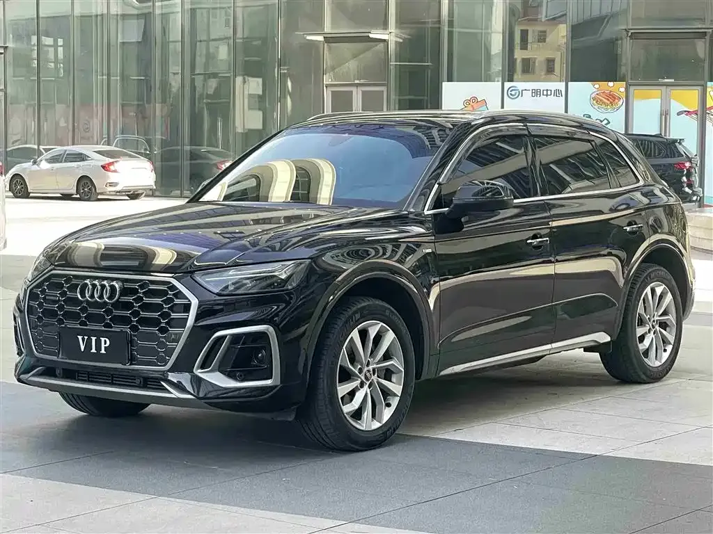 Audi Q5L 2023 из CN, фото 1