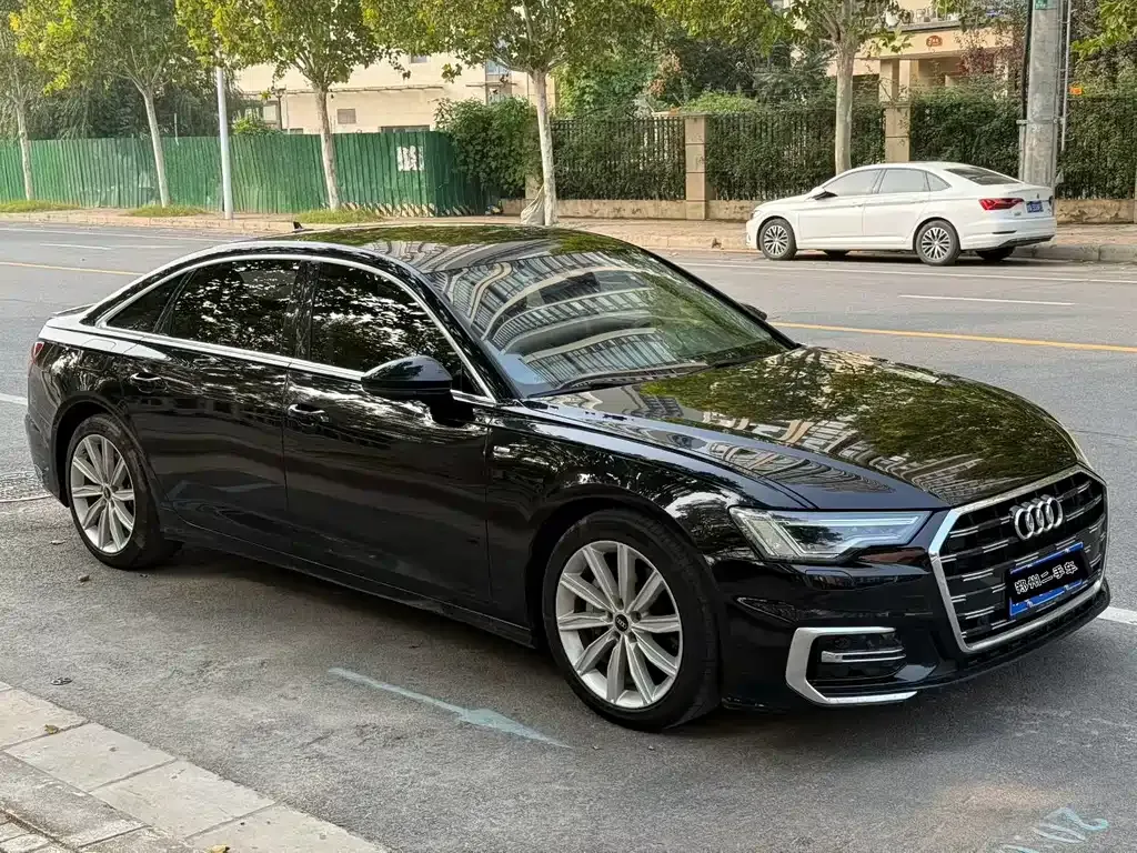 Audi A6L 2023 из CN, фото 3