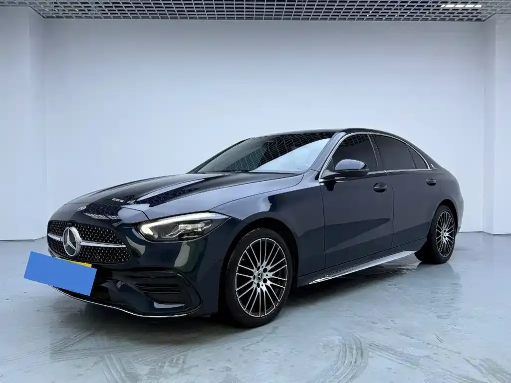 Mercedes-Benz C-Class — фото 1