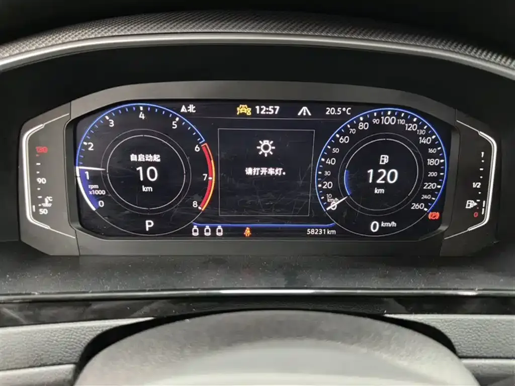Volkswagen CC 2023 из CN, фото 9