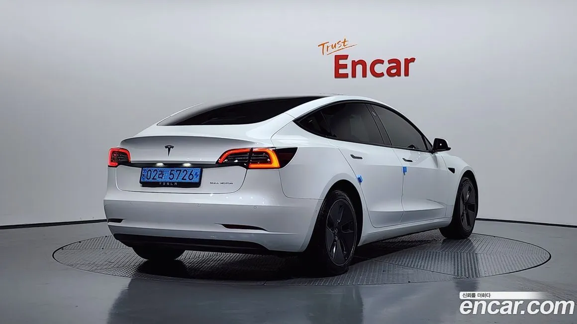 Tesla Model 3 2022 из KR, фото 2