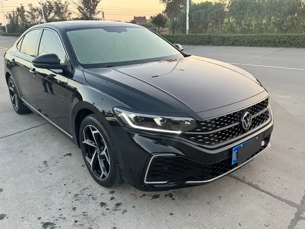 Volkswagen Passat — фото 3