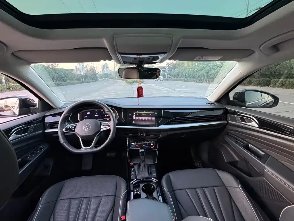 Volkswagen Passat — фото 6