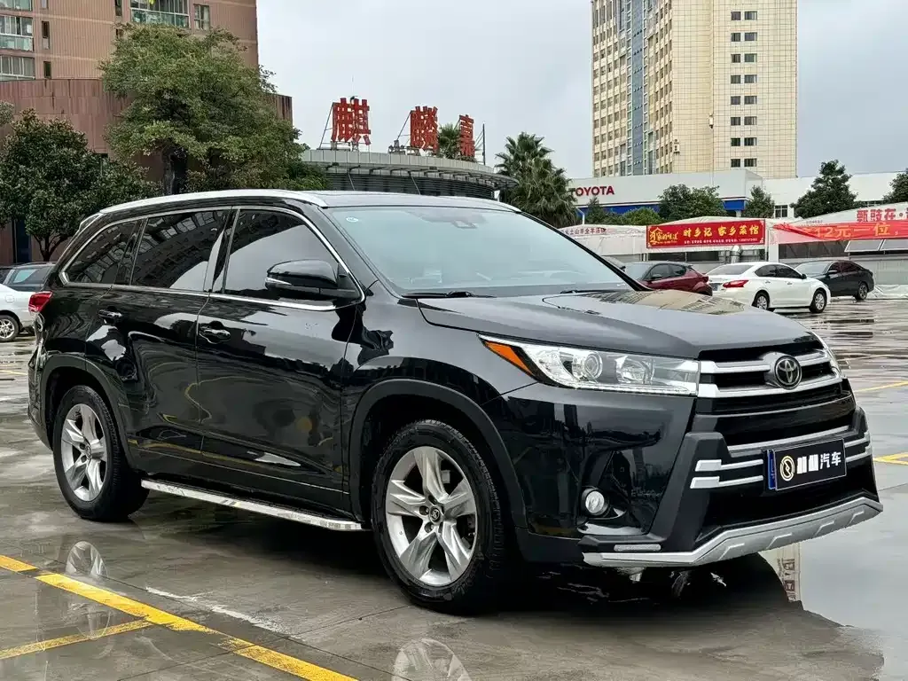 Toyota Highlander 2022 из CN, фото 2