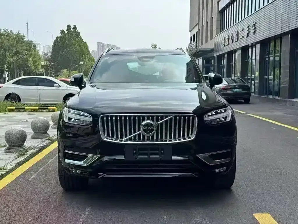 Volvo XC90 2023 из CN, фото 2