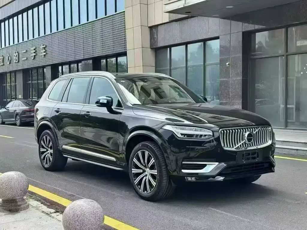 Volvo XC90 2023 из CN, фото 3