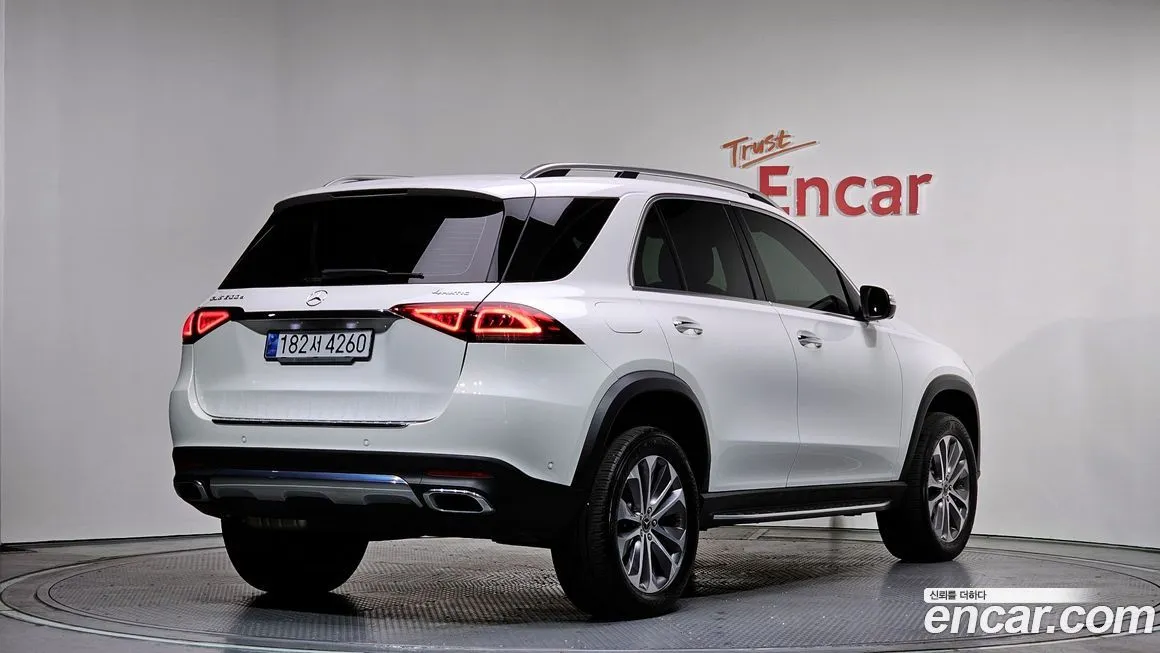 Mercedes-Benz GLE-Class — фото 2