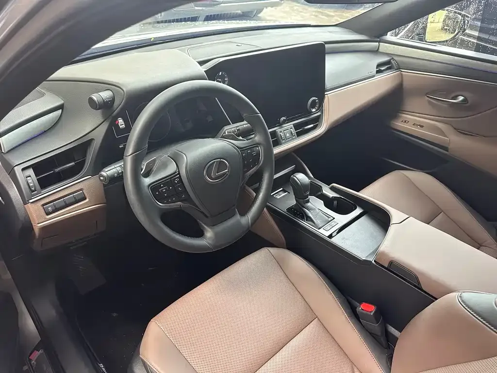 Lexus ES 2025 из CN, фото 9