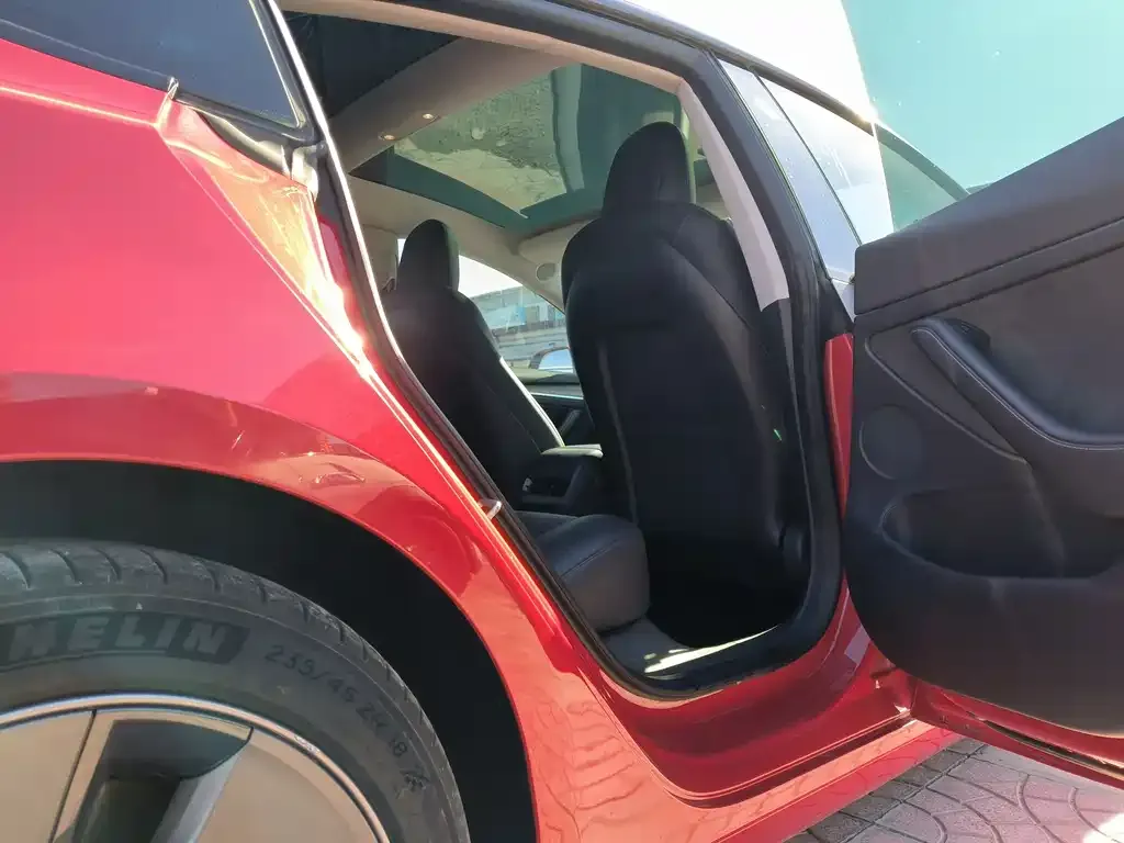 Tesla Model 3 2022 из CN, фото 6