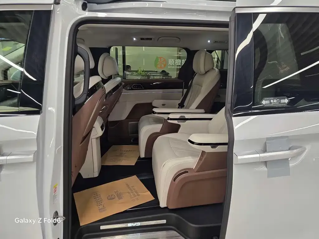 BYD Xia 2025 из CN, фото 8