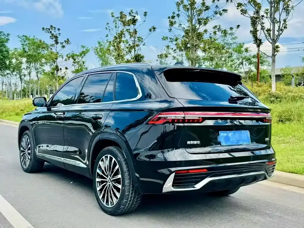 Geely Xingyue L — фото 9