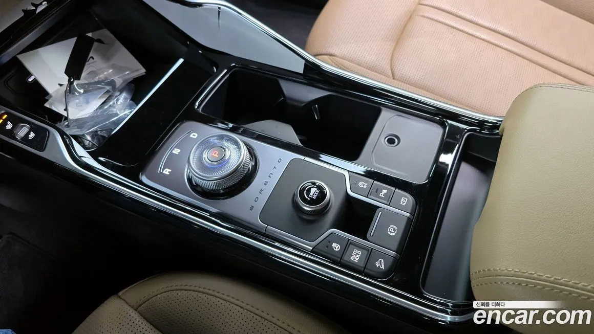 Kia Sorento — фото 9