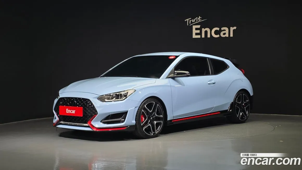 Hyundai Veloster — фото 1