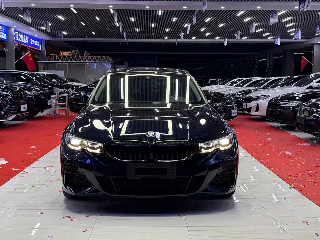 BMW 3 Series 2021 из CN, фото 2