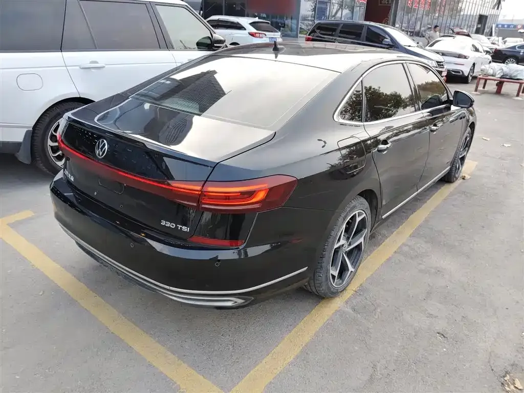 Volkswagen Passat 2022 из CN, фото 7