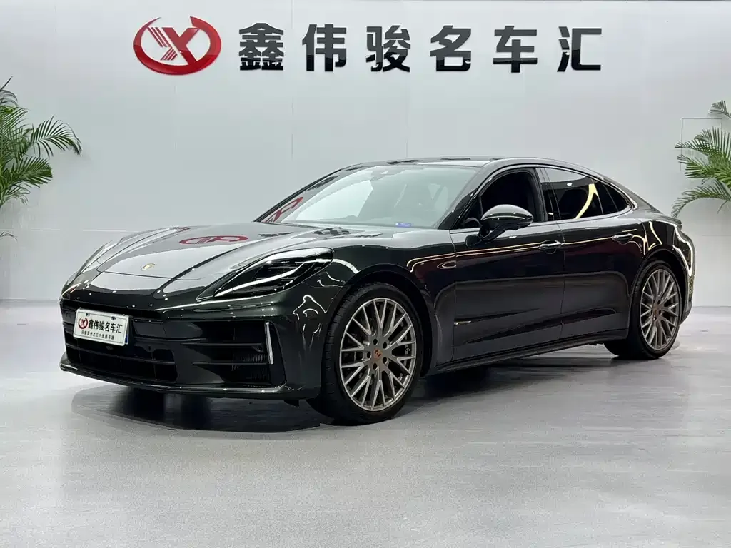 Porsche Panamera 2025 из CN, фото 2