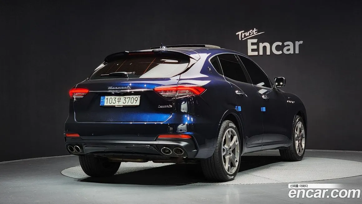 Maserati Levante 2022 из KR, фото 2