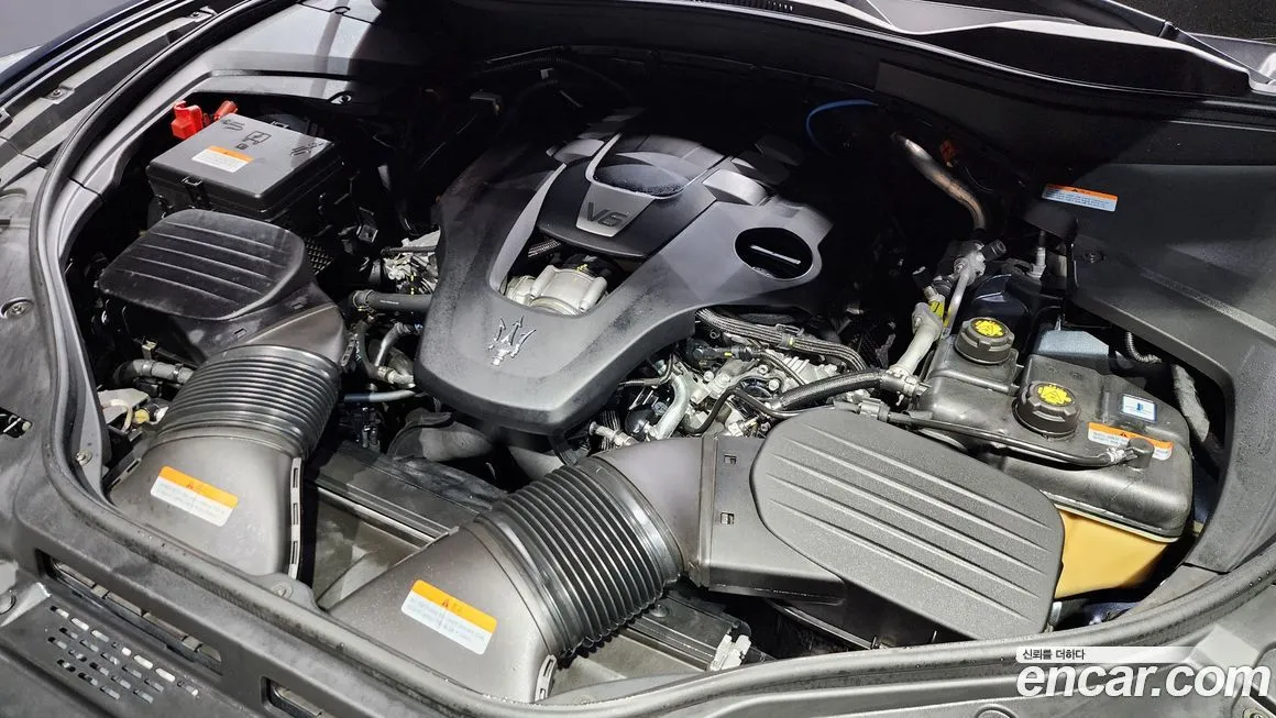 Maserati Levante 2022 из KR, фото 6