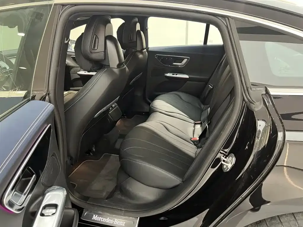Mercedes-Benz EQE 2025 из CN, фото 9