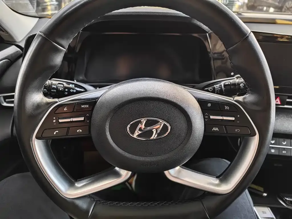 Hyundai Elantra 2021 из CN, фото 10