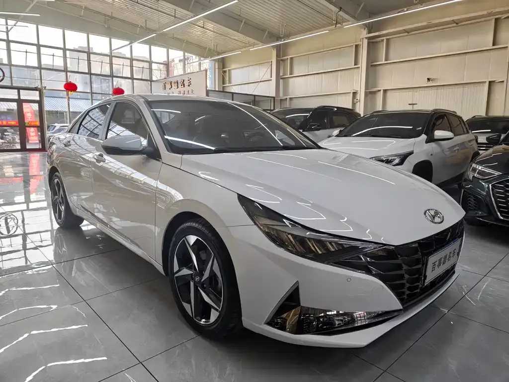 Hyundai Elantra 2021 из CN, фото 3
