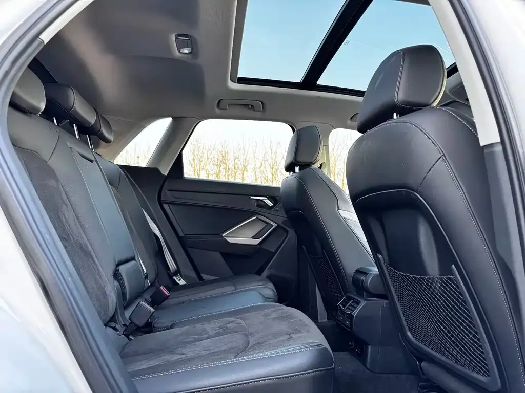 Audi Q3 2024 из CN, фото 8