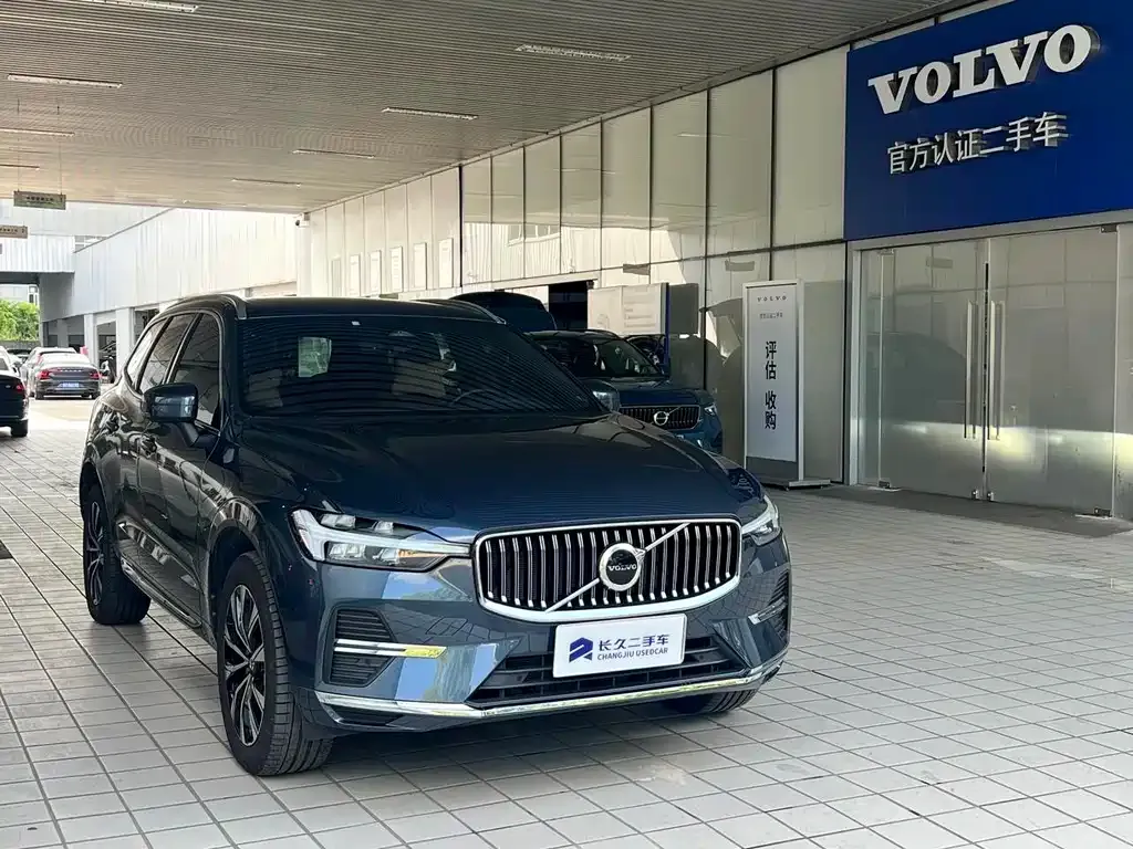 Volvo XC60 — фото 2