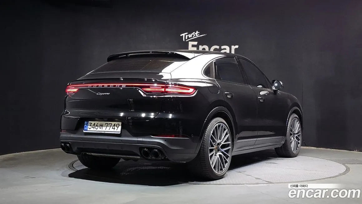 Porsche Cayenne — фото 2