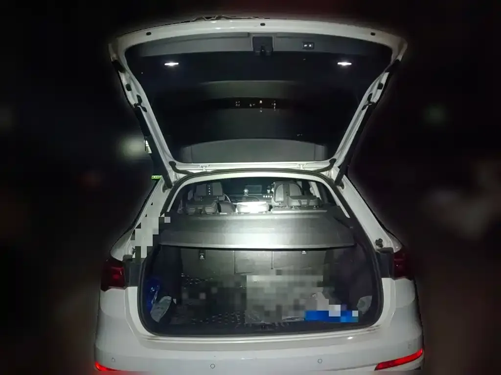 Audi Q3 2023 из CN, фото 10