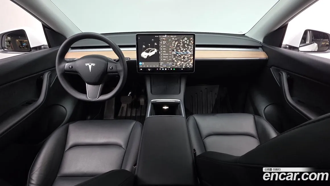 Tesla Model Y — фото 7