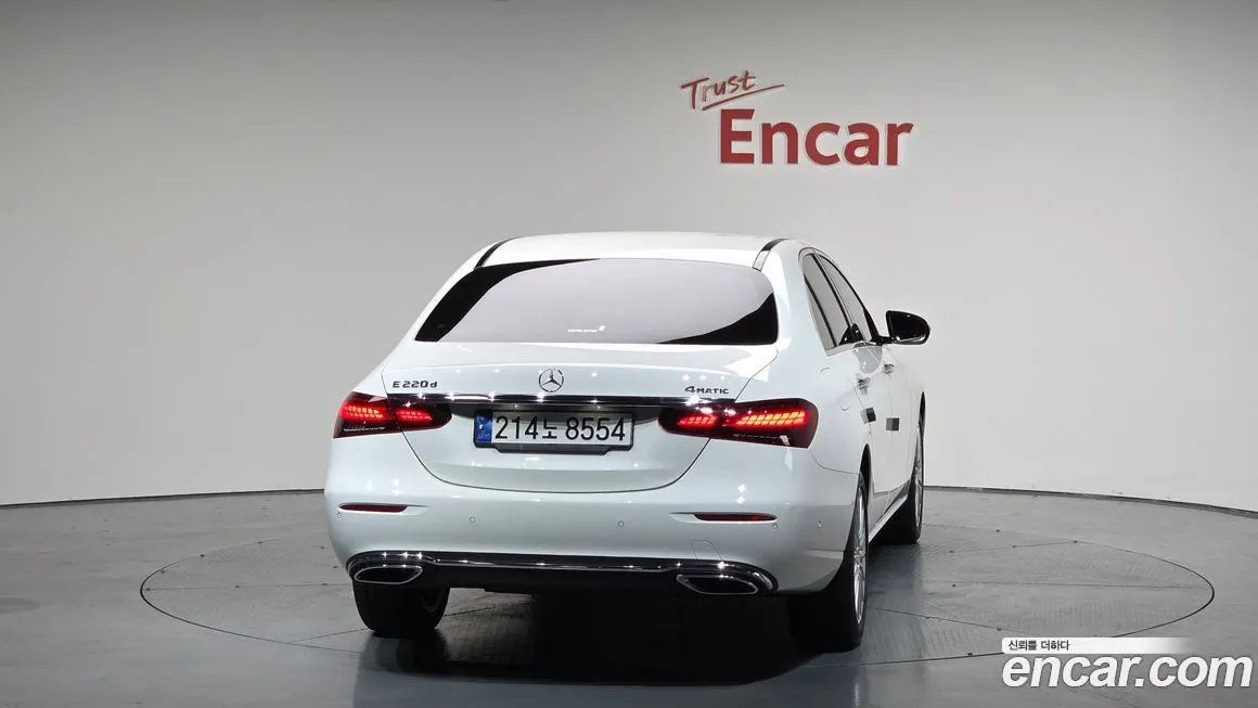 Mercedes-Benz E-Class 2023 из KR, фото 4