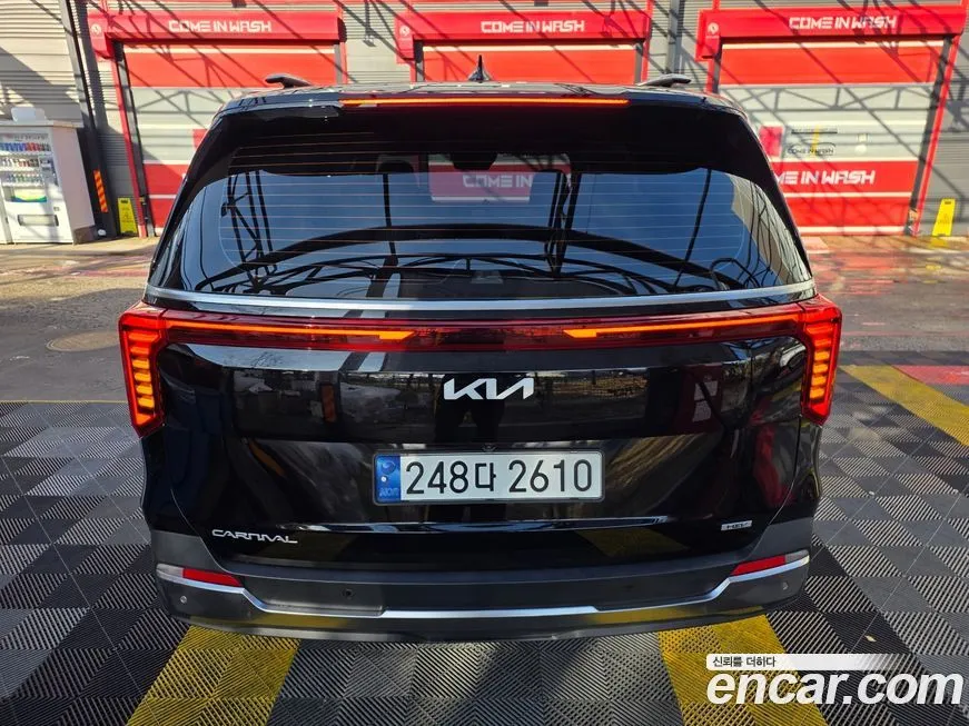 Kia Carnival — фото 4
