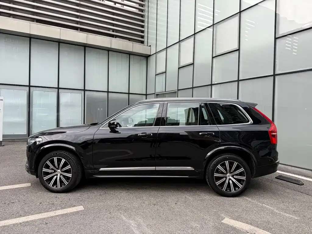 Volvo XC90 2023 из CN, фото 5
