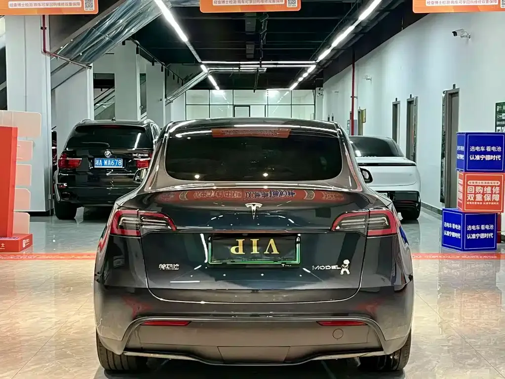Tesla Model Y 2024 из CN, фото 8