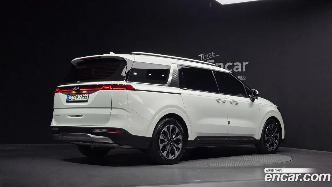 Kia Carnival — фото 2