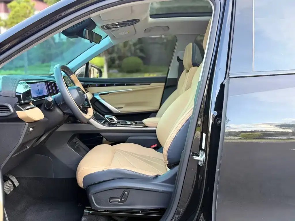 Geely Boyue L 2024 из CN, фото 8