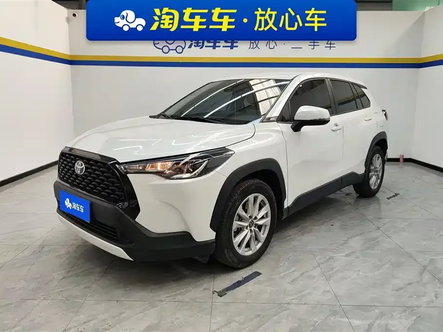 Toyota Corolla Cross — фото 1