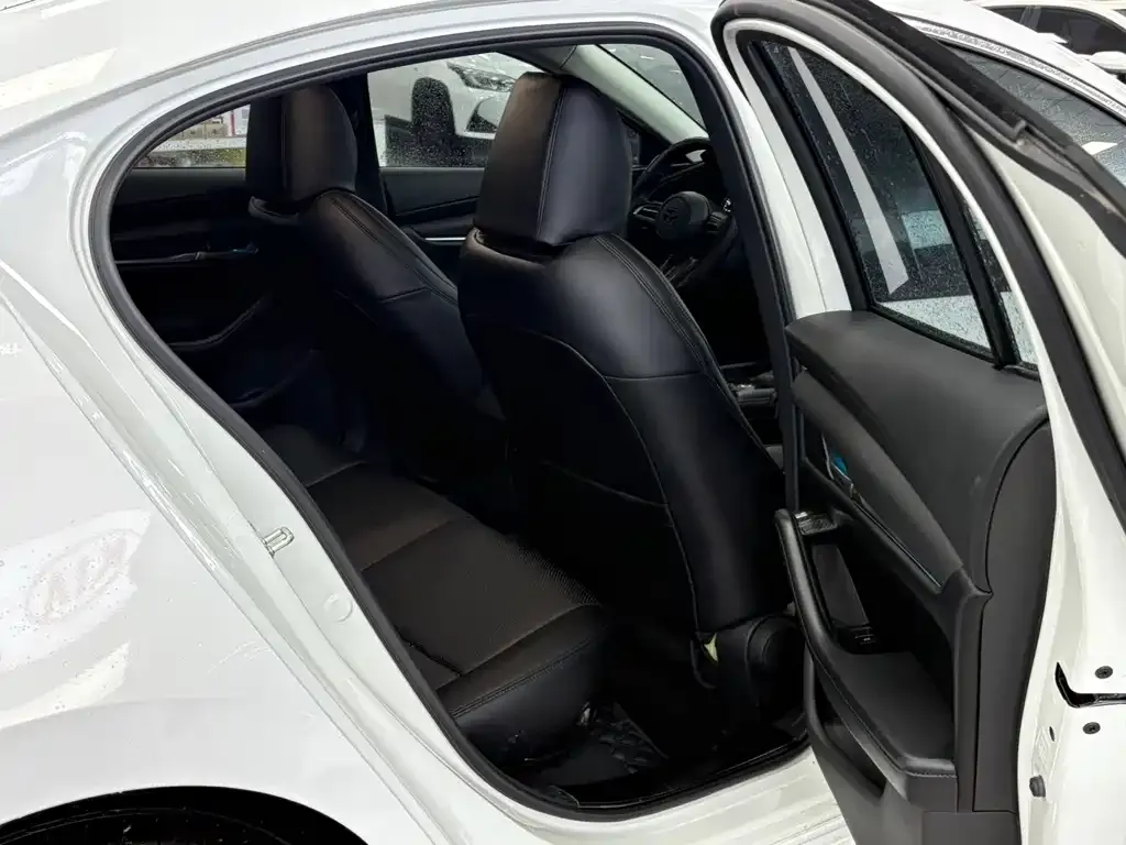 Mazda 3 Axela 2021 из CN, фото 10